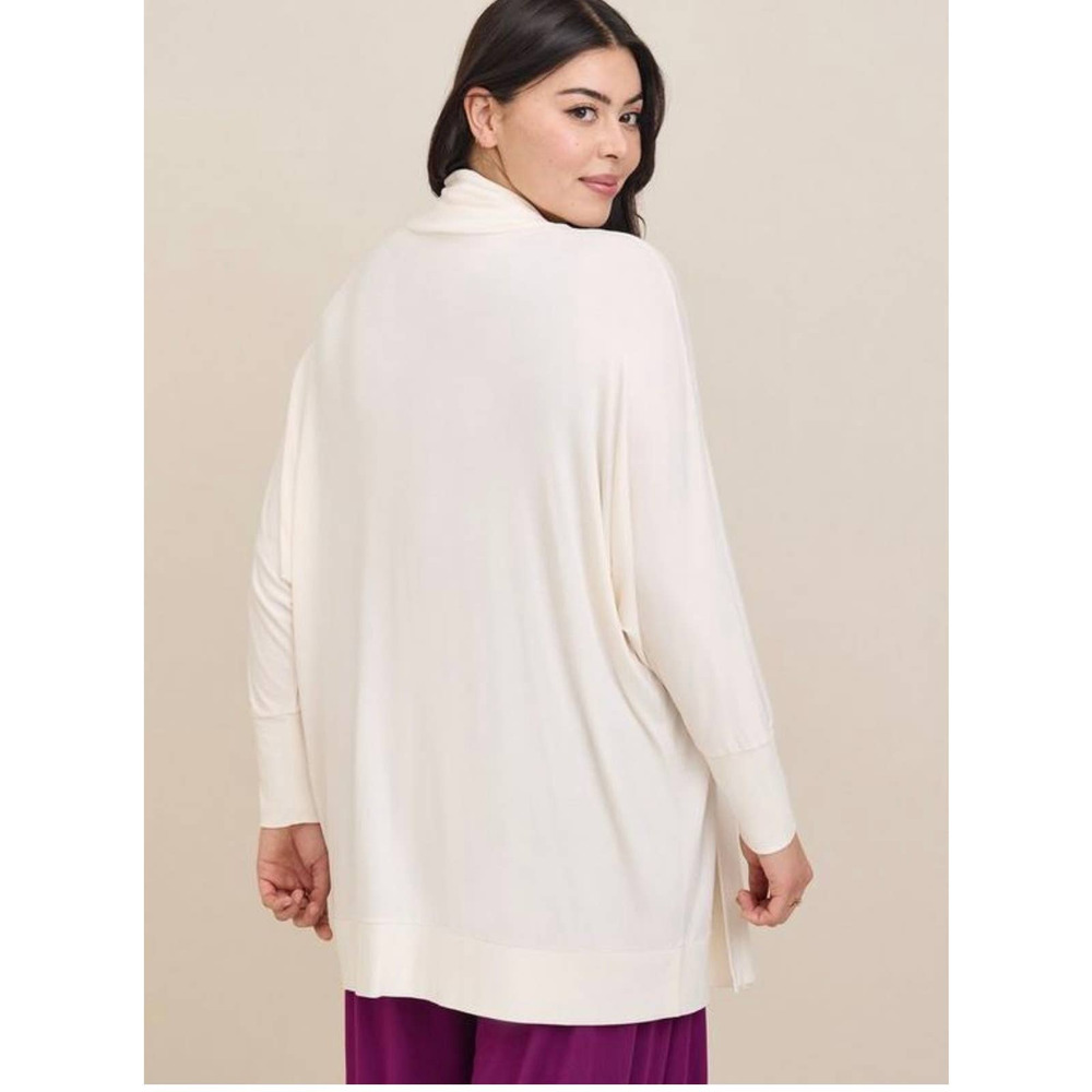 Torrid Women's White Dolman Sleeve Super Soft Open Front Cardigan NWT 5X - Picture 2 of 3
